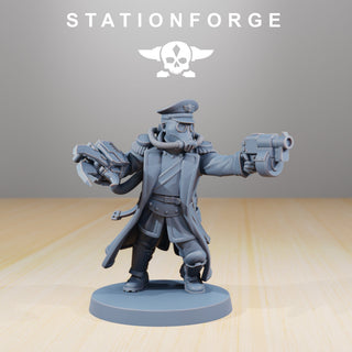 Grimguard Officer with Claw - StationForge - Sigmarite Boutique