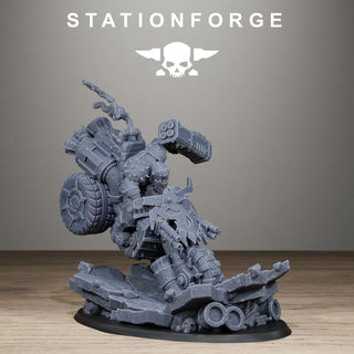 Orkaz Biker Boss - Resin Warboss Miniature for Sci Fi Wargaming & Tabletop Gaming - StationForge