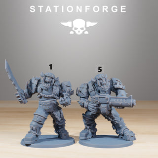Orkaz Berserkers - StationForge - Sigmarite Boutique