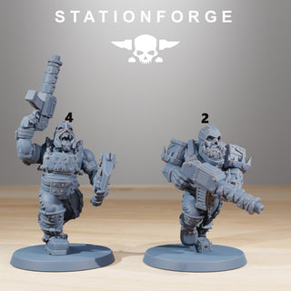 Orkaz Berserkers - StationForge - Sigmarite Boutique