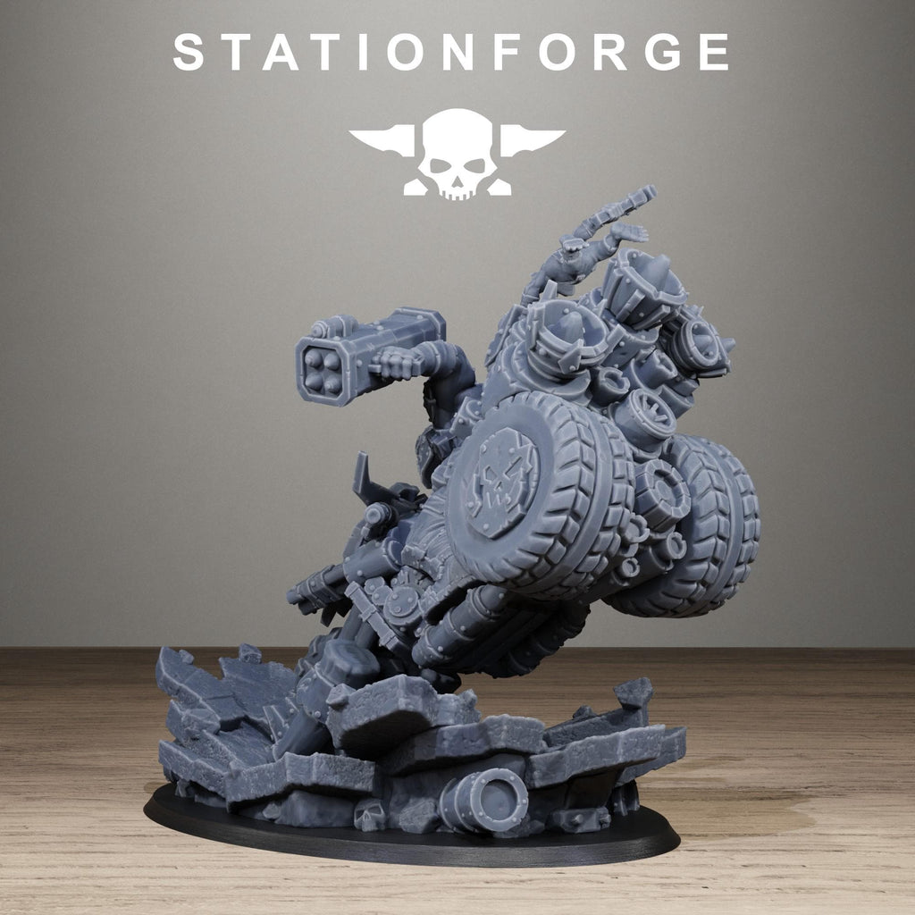 Orkaz Biker Boss Resin Warboss Miniature for Sci Fi Wargaming & Tabletop Gaming - StationForge - Sigmarite Boutique