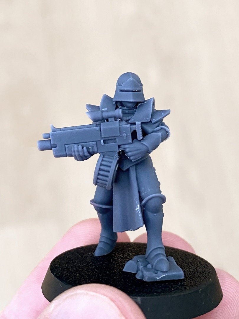 Sisters of St Helena with Guns - Highlands Miniatures - Sigmarite Boutique