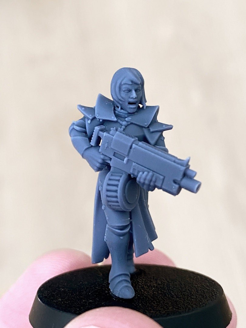 Sisters of St Helena with Guns - Highlands Miniatures - Sigmarite Boutique