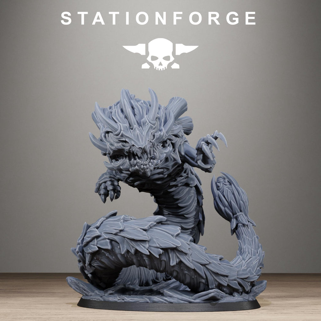 Xenarid Vermyx Alien Burrowing Monster Resin Miniature for Sci Fi Wargaming & RPGs - StationForge - Sigmarite Boutique